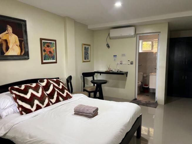 Bantay Casa Cecilia Hotel מראה חיצוני תמונה
